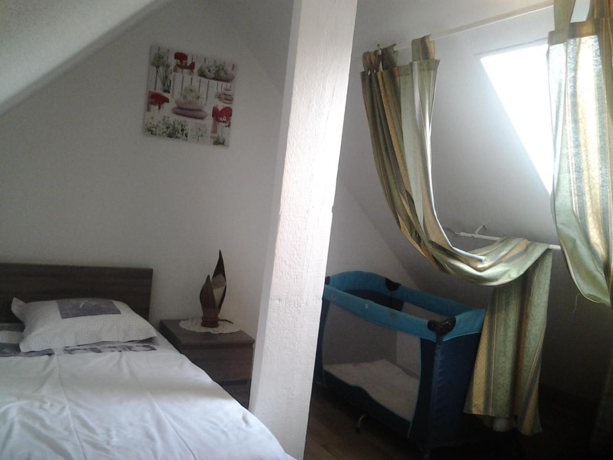 Appartement Rue Georges V - Port De La Houle Cancale Buitenkant foto